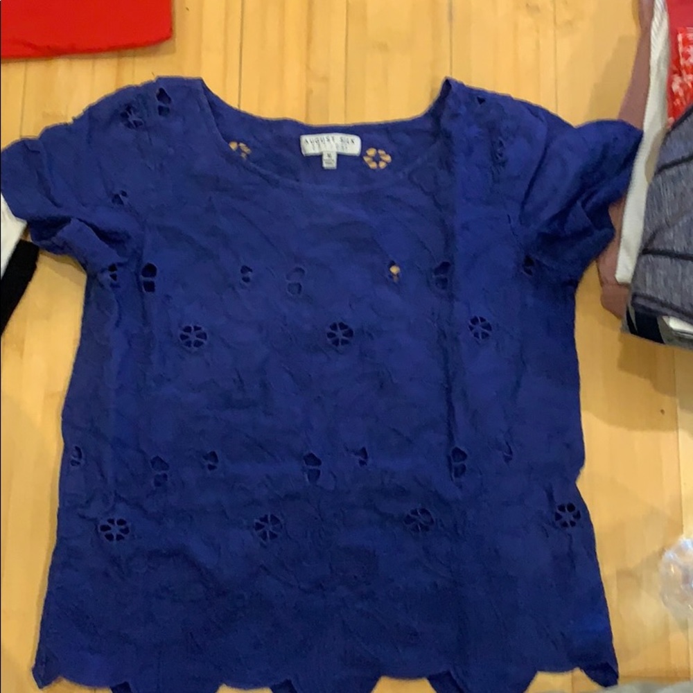 Blue top